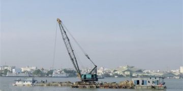 Thu hồi nhiều giấy phép khai thác cát trên sông Tiền, sông Hậu