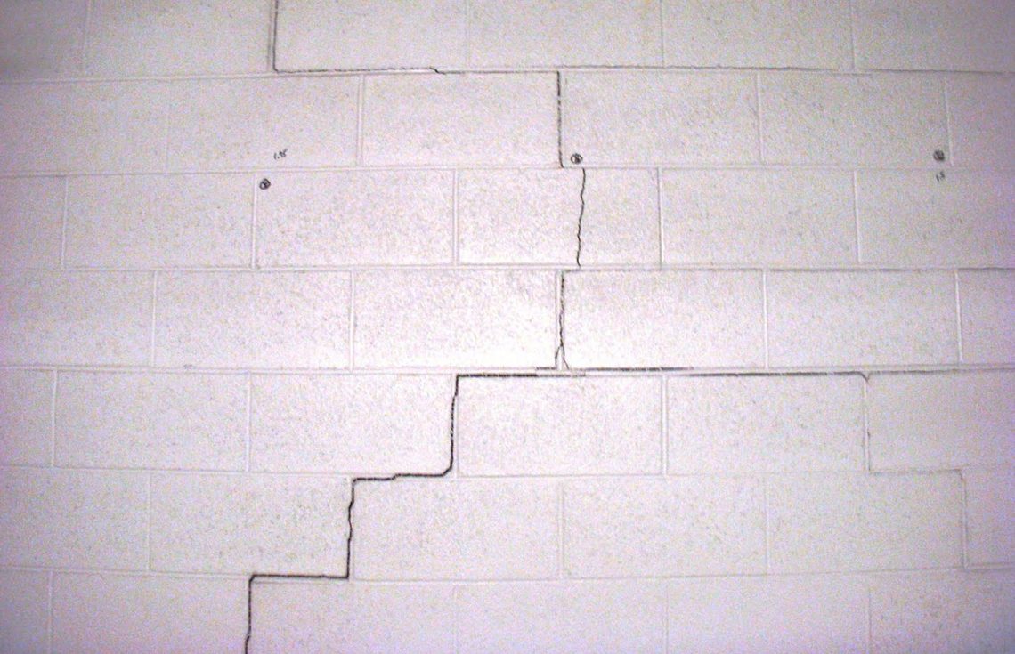 Giải pháp chống thấm tường nhà mới xây hiệu quả mà ai cũng nên biết | ROMAN