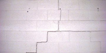 Giải pháp chống thấm tường nhà mới xây hiệu quả mà ai cũng nên biết | ROMAN