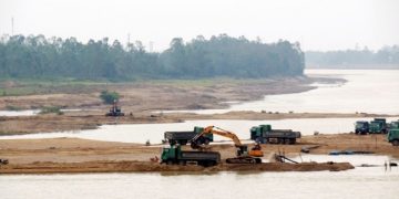 Quảng Nam yêu cầu tăng cường công tác quản lý khai thác cát, sỏi lòng sông