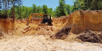 Thừa Thiên – Huế: Doanh nghiệp xin hủy kết quả trúng đấu giá mỏ đất làm vật liệu san lấp