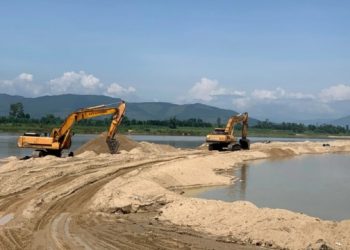 Hà Nội: Tổ chức đấu giá quyền khai thác 3 mỏ cát