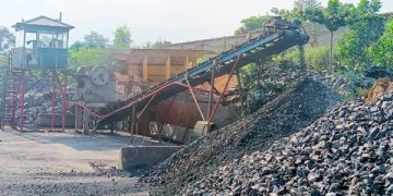 Quảng Ninh: Thí điểm chế biến đất đá thải mỏ làm vật liệu gia cố nền móng công trình