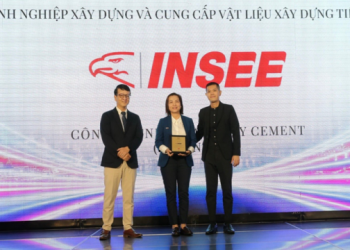 INSEE Việt Nam nhận giải thưởng Doanh nghiệp xây dựng và cung cấp vật liệu xây dựng tiêu biểu 2023