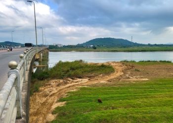 Thành phố Quảng Ngãi: Tăng cường kiểm tra và xử lý tình trạng khai thác cát trái phép dọc sông Trà Khúc