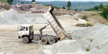 Phát triển bền vững hoạt động thăm dò, khai thác, chế biến khoáng sản làm vật liệu xây dựng