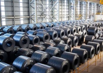 Nghịch lý lượng thép cán nóng nhập khẩu cao gấp 1,5 lần sản xuất trong nước